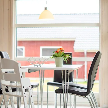 Luxurioese An Der Kueste Mit Sauna Großenbrode