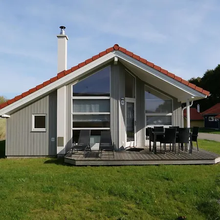 Luxurioese An Der Kueste Mit Sauna